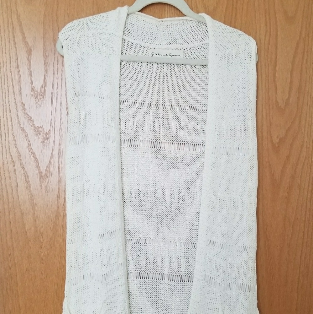Graham & Spencer knitted fringed vest